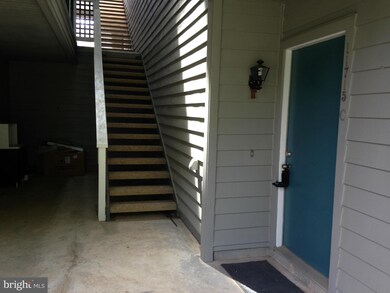 11715 Summerchase Cir unit C, Reston, VA 20194 - photo 3