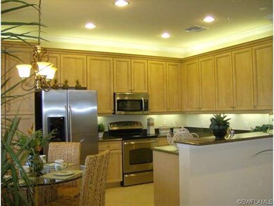 6665 Marbella Ln unit 204, Naples, FL 34105 - photo 5