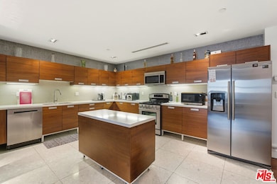 6735 Yucca St unit 307, Los Angeles, CA 90028 - photo 7