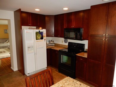 25 Bellview Rd, Troy, NY 12180 - photo 7