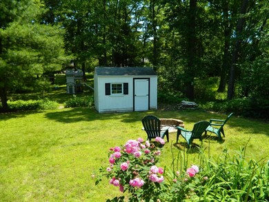 828 Whitney Dr, Schenectady, NY 12309 - photo 6