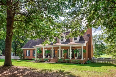 MEGHANNPADGETT_BOYDPONDROAD-02