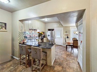 502 Griffith Ave, Terrell, TX 75160 - photo 4