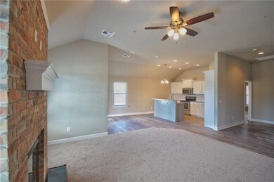2200 Crooked Oak Dr, Shawnee, OK 74804 - photo 4