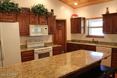 1100 E Cedar Ridge Run, Show Low, AZ 85901 - photo 3