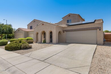 EASY TO MAINTAIN LANDSCAPING