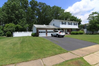 4 forrest hill dr 160