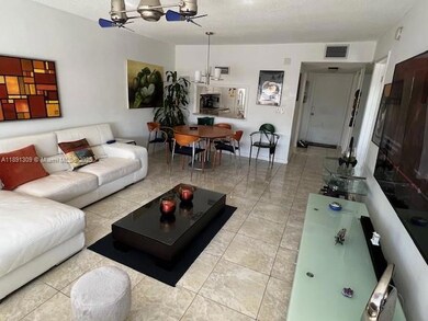 329 SE 3rd St unit 304S, Hallandale Beach, FL 33009 - photo 4