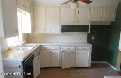 4605 Solandra Cir W, Jacksonville, FL 32210 - photo 5