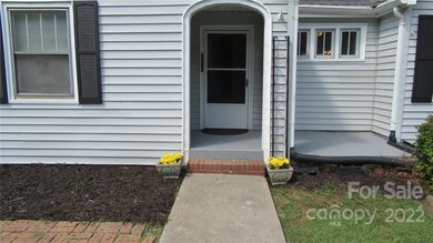 534 Salisbury Rd, Statesville, NC 28677 - photo 3