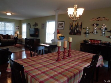 837 S Fork Dr, Easton, PA 18040 - photo 6