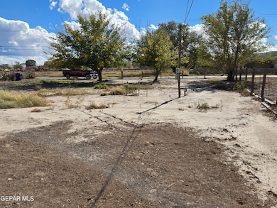 1043 Ada Ln, El Paso, TX 79932 - photo 6