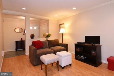 3370 Lakeside View Dr unit 14-5, Falls Church, VA 22041 - photo 5