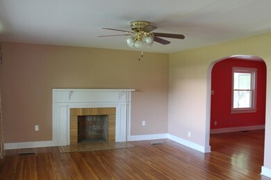 1528 W 7th St, Hopkinsville, KY 42240 - photo 3