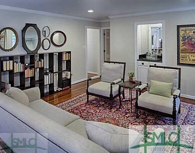 Den/Family/Great Room. null