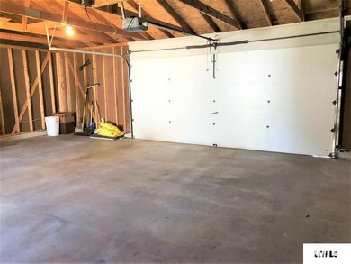 225 Williamette Ave, Lincoln, IL 62656 - photo 3