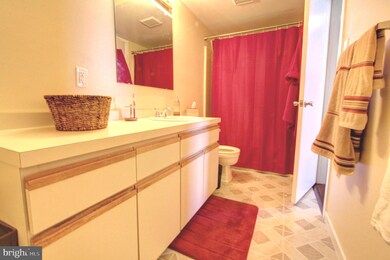 702 Gregorys Way unit C0702, Voorhees, NJ 08043 - photo 6