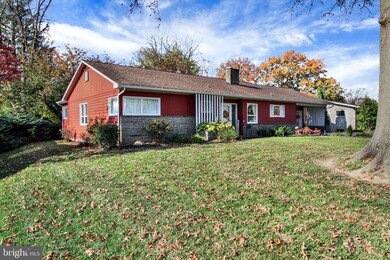 56 Ridge View Dr, Leola, PA 17540 - photo 2