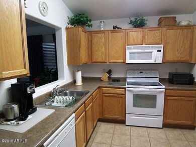 KITCHEN 5778 W SELDON 2