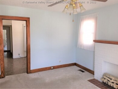 335 19th St, Dunbar, WV 25064 - photo 2