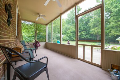 9105 Pennsylvania Run Rd, Louisville, KY 40228 - photo 2