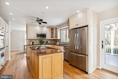 217 Lincoln Ln, Sykesville, MD 21784 - photo 7