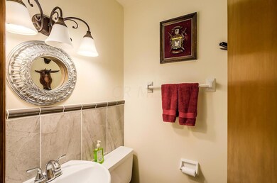 5591 Naiche Rd, Columbus, OH 43213 - photo 6