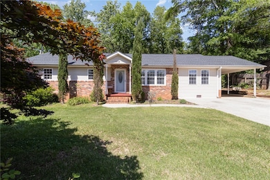 202 Forest Dr, Liberty, SC 29657 - photo 6