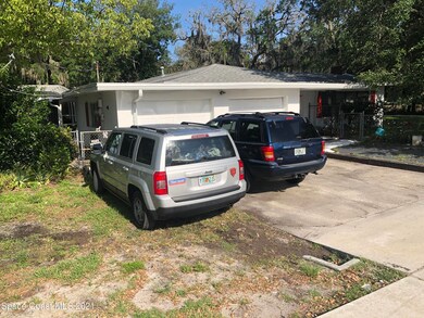 304 Garage