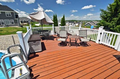 465 Oakwood Dr, Oregon, WI 53575 - photo 3