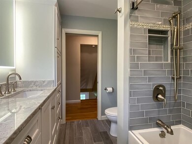 13 Edson St, Nashua, NH 03064 - photo 4