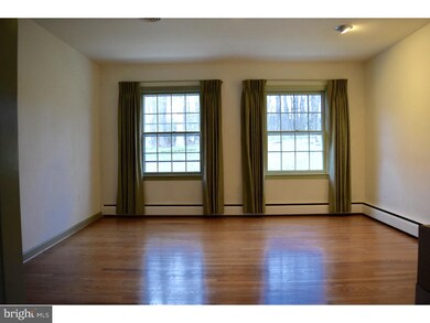 906 Fairthorne Dr, Kennett Square, PA 19348 - photo 6