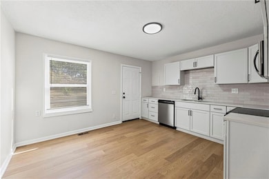 1323 E 21st St, Lawrence, KS 66046 - photo 7