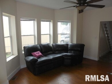 1512 W 4th St, Davenport, IA 52802 - photo 2