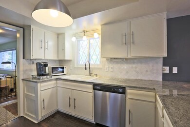 3745-Lindhurst-06