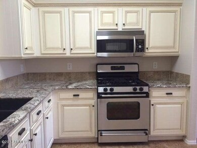 Gorgeous cabinets and granite