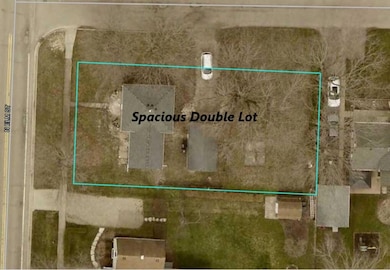 308 N Elm St, Three Oaks, MI 49128 - photo 3