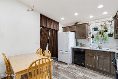 Eat in Kitchen