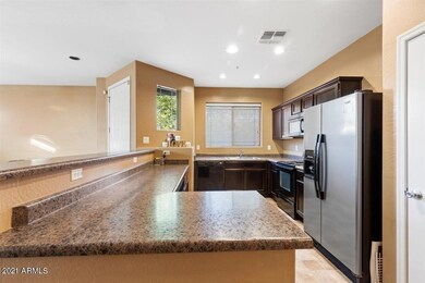 04-Kitchen
