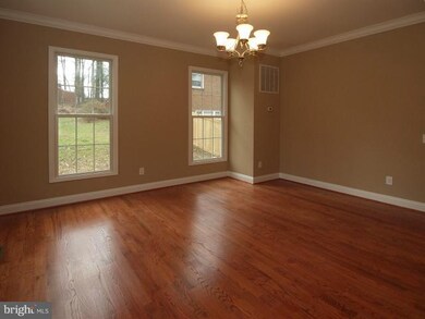 2132 Greenwich St, Falls Church, VA 22043 - photo 6