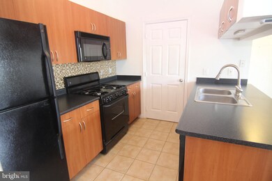 13500 Derry Glen Ct unit 303, Germantown, MD 20874 - photo 3