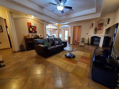 1033 Pajarito Dr, Alamogordo, NM 88310 - photo 3