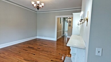 387 Beacon St unit 3, Boston, MA 02116 - photo 3