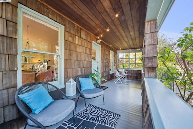 1197 Curtis St, Albany, CA 94706 - photo 3