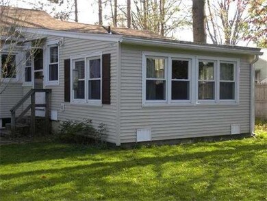 25 Gilbert St, Ludlow, MA 01056 - photo 3