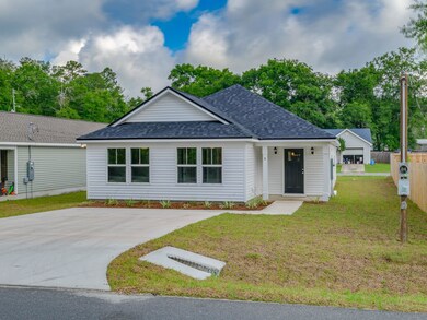 111 Melody Ln, Crawfordville, FL 32327 - photo 5