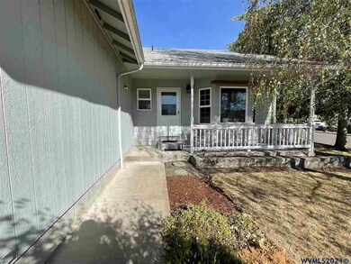 205 Topaz St, Philomath, OR 97370 - photo 3