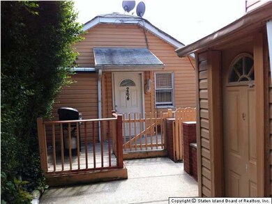 266 Reid Ave, Staten Island, NY 10305 - photo 2