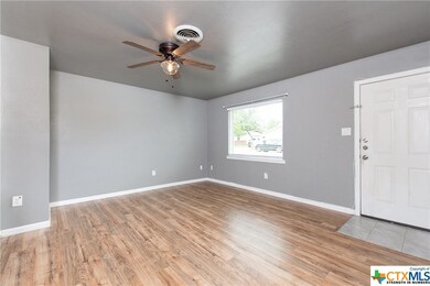 2407 Post Oak Ave, Copperas Cove, TX 76522 - photo 3