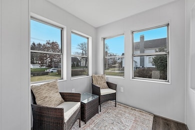 10 Steele St, Worcester, MA 01607 - photo 2